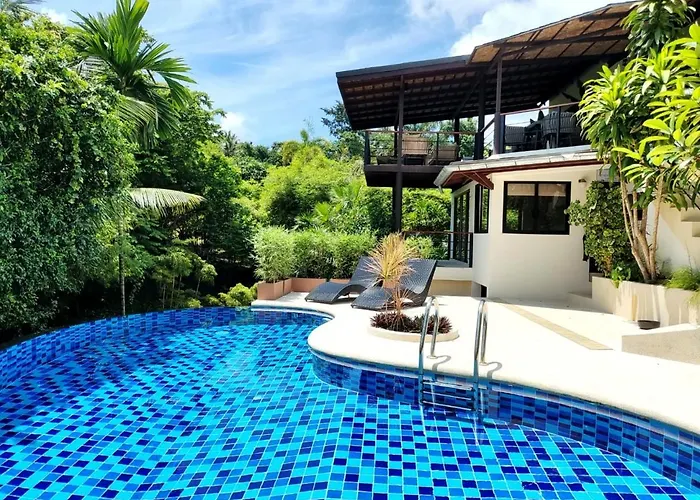 Modern 4 Bdr Villa, Privat Pool, Walk Beach