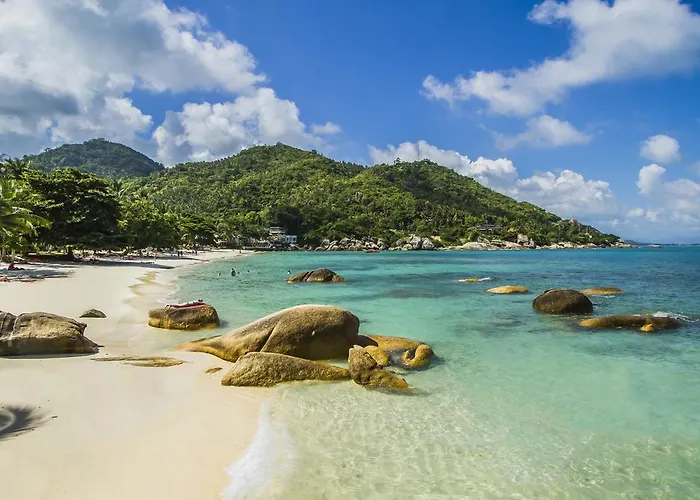 Crystal Bay Yacht Club Beach Resort
