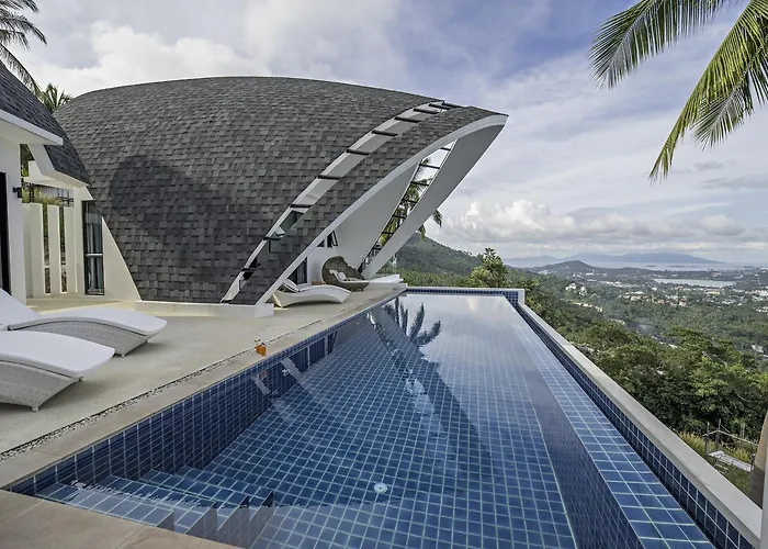 Luxury Moon Villa