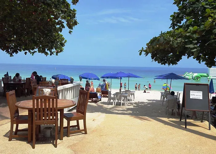 Chaweng Beachcomber Hotel