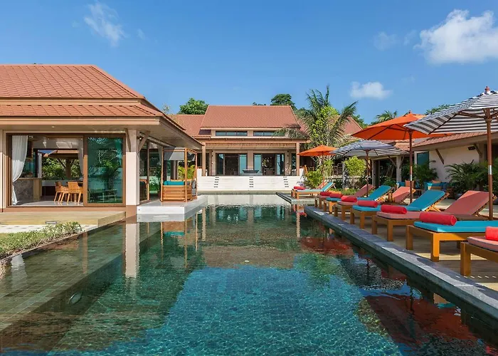 Angthong Villa