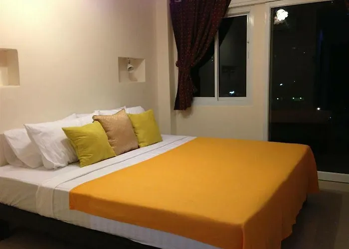 The Memories Holiday Home Beachside & Mini Zoo Samui Lamai