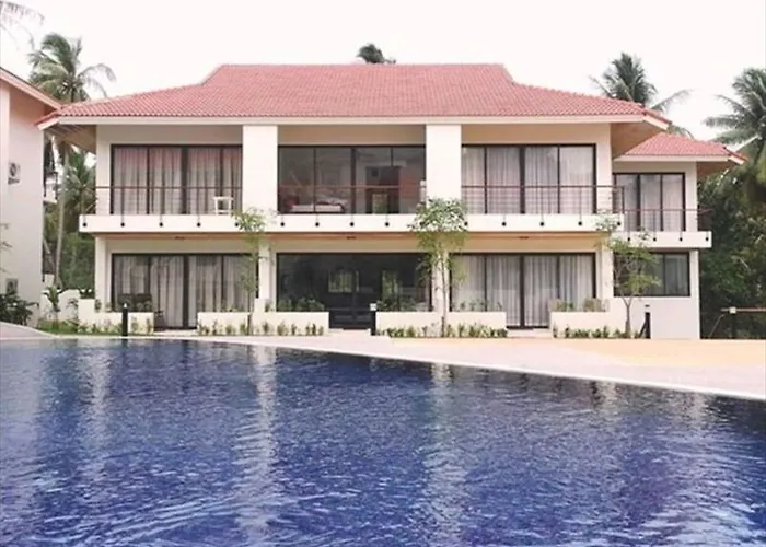 8 Bedroom Quadruple Houses Choeng Mon Beach