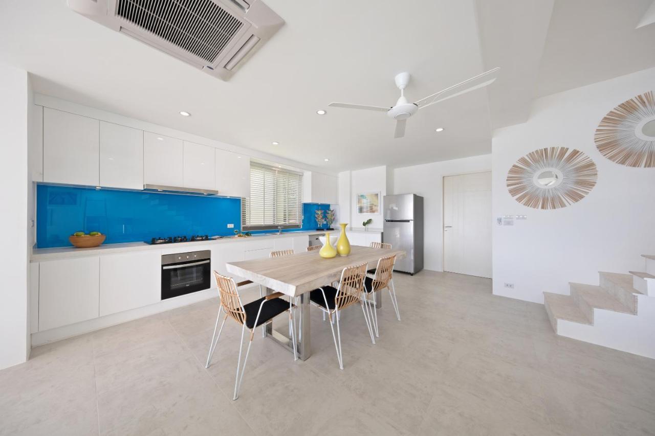 Bayside Luxury Villas: Beachfront Retreat With Sea Views