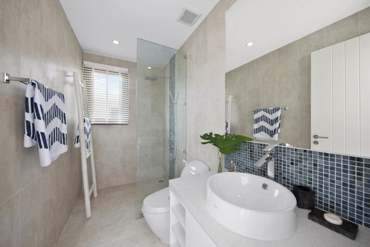 Bayside Luxury Villas: Beachfront Retreat With Sea Views * Choeng Mon