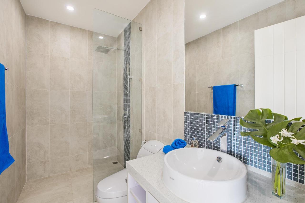 Bayside Luxury Villas: Beachfront Retreat With Sea Views Villa