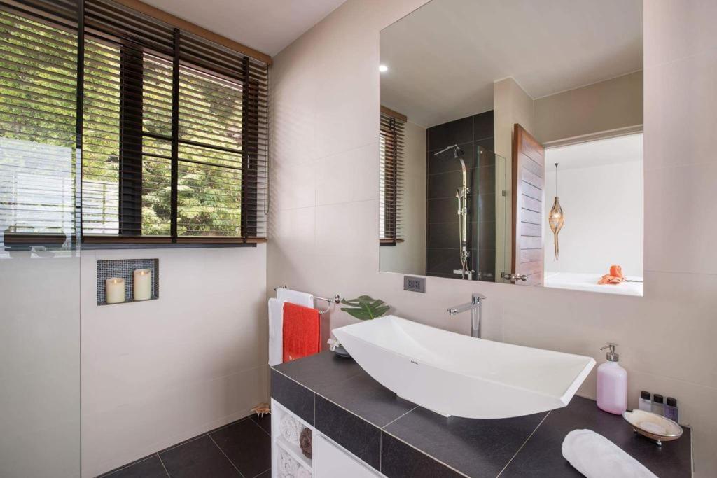 Private Pool I Sea Views - Pool - Privacy & Joy Pantai Chaweng