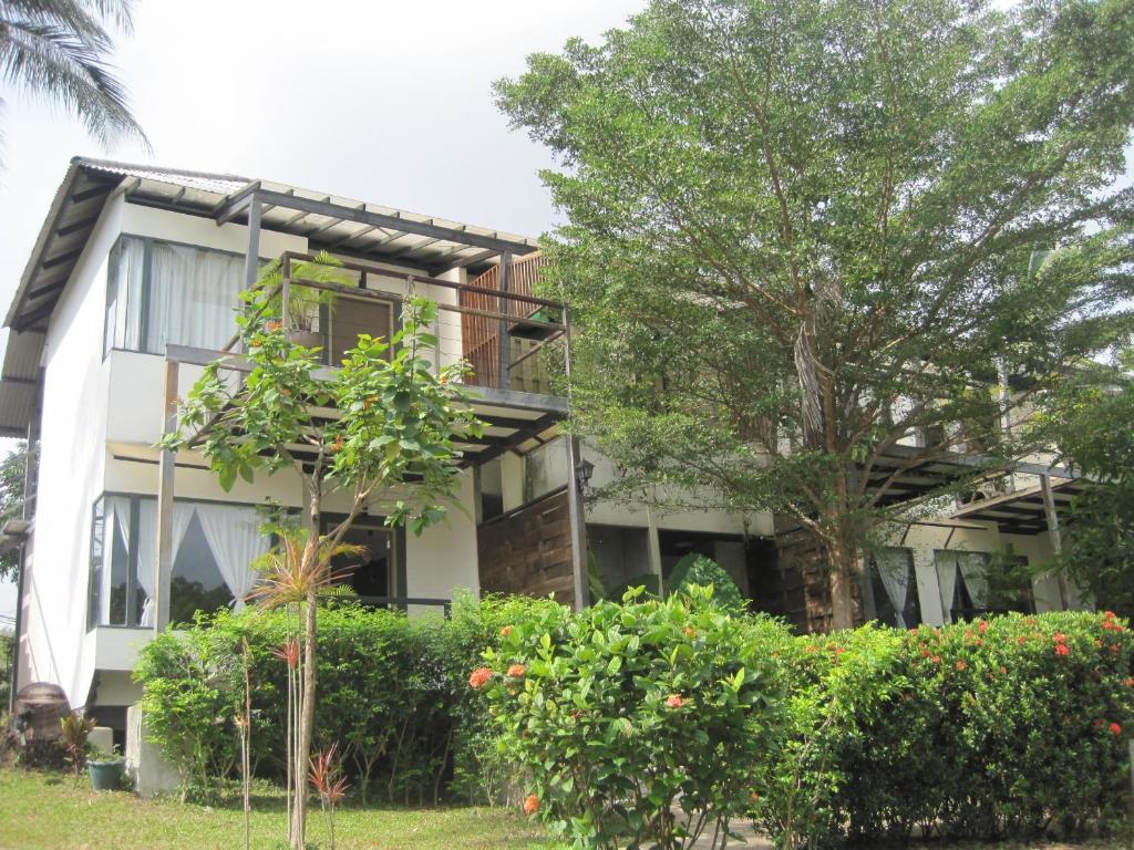 Sira Sarai Garden Rumah tetamu Koh Samui