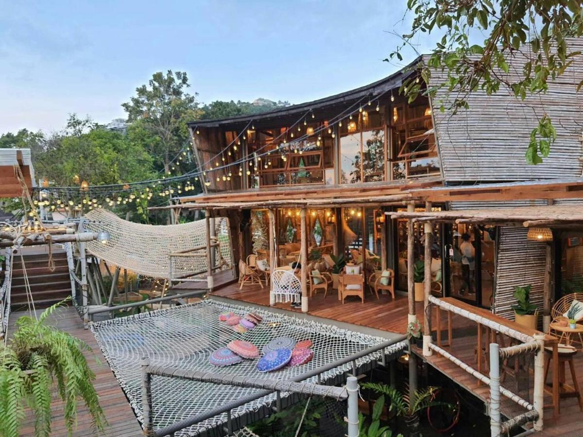 Hotel The Mud Bamboo Cafe And Beds 2*