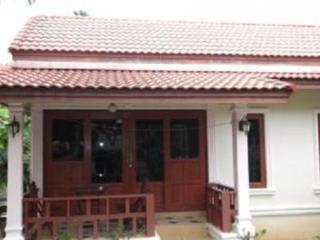 Apartment M Place House Laem Sai Beach