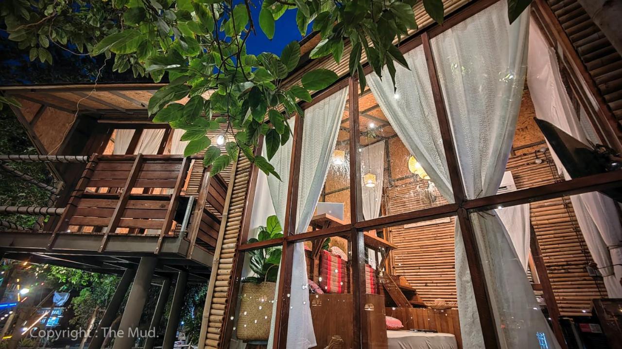The Mud Bamboo Cafe And Beds 2* Ban Bang Po