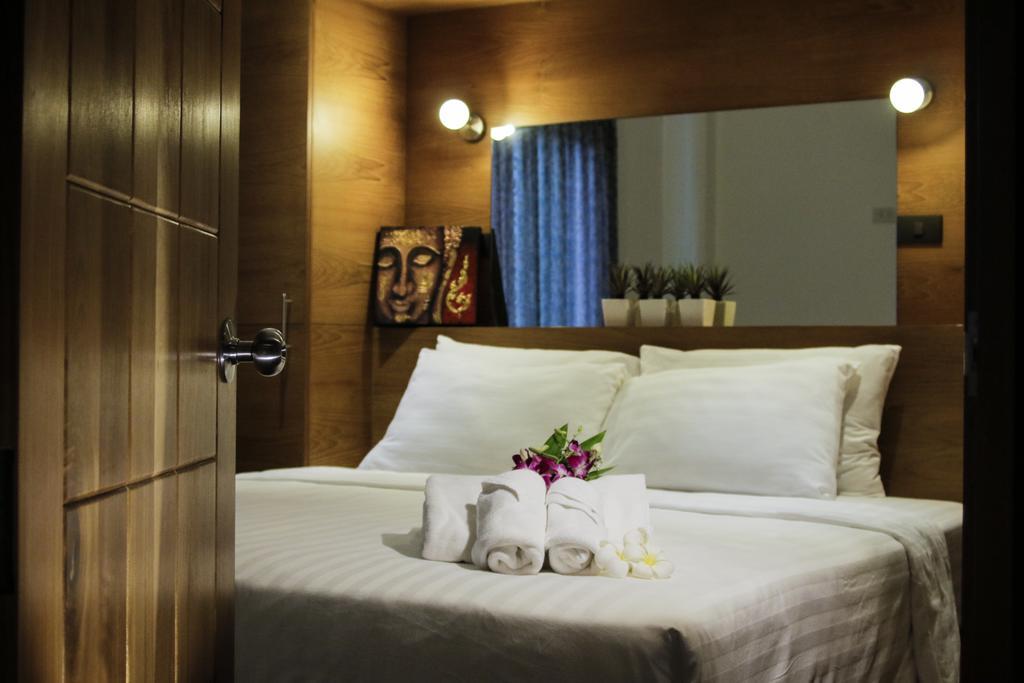 Maenam Bay Hotel