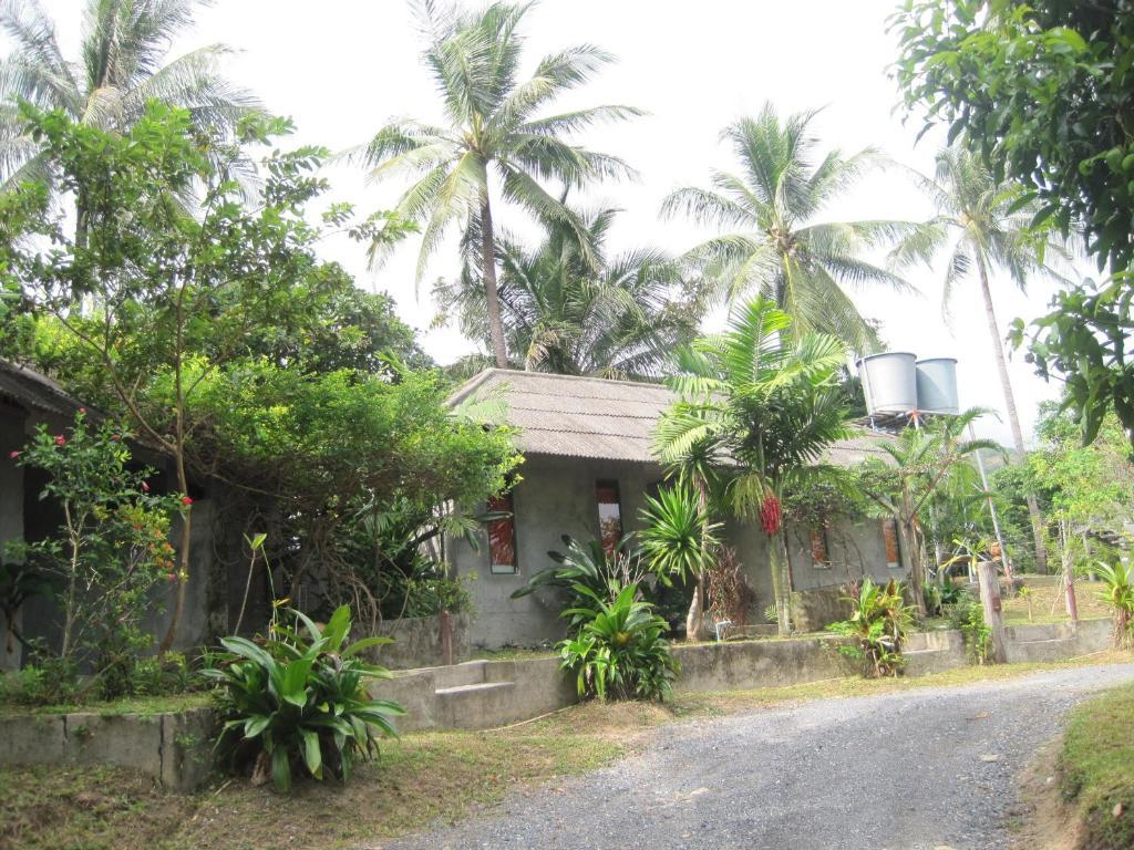 Sira Sarai Garden Guest house 2*