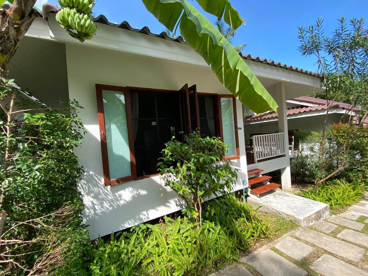 Resort Baan Nai Suan *