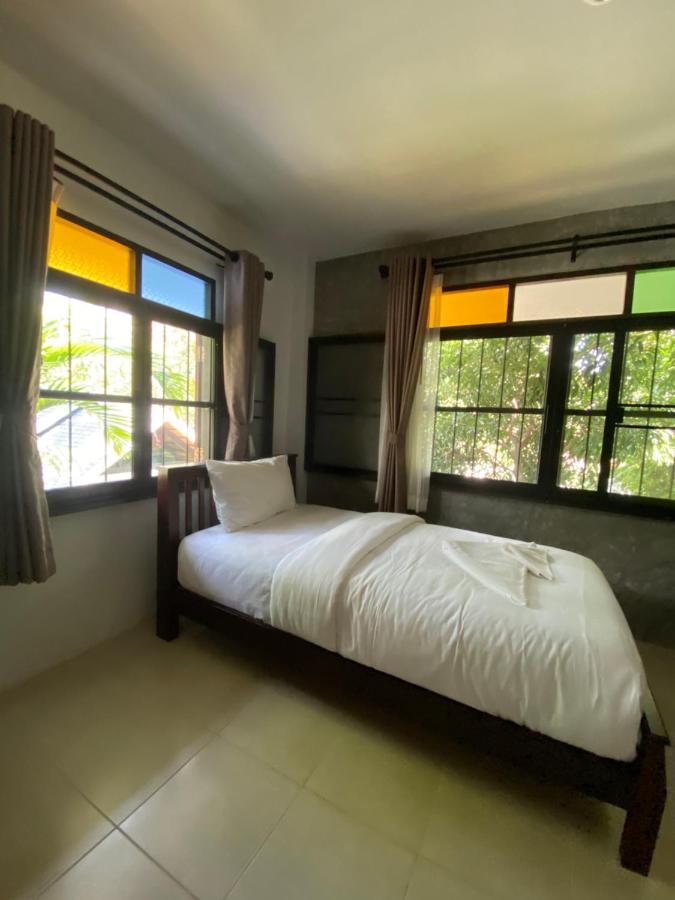 Resort Baan Nai Suan