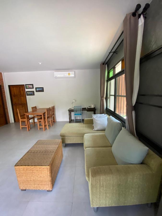 Resort Baan Nai Suan *