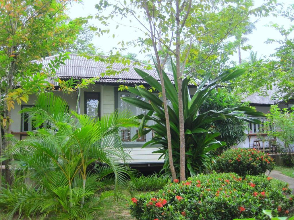 Guest house Sira Sarai Garden Koh Samui
