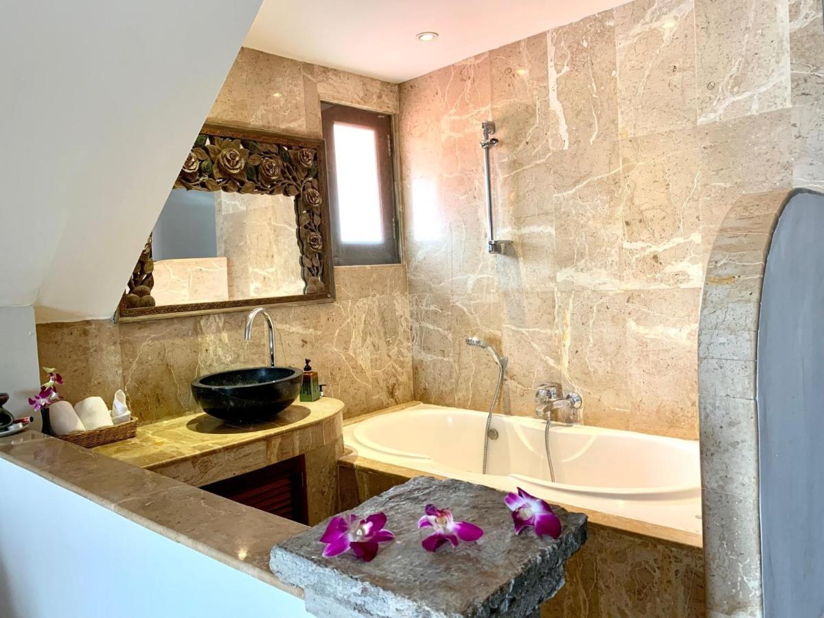 Beachfront With Private Pool Villa *