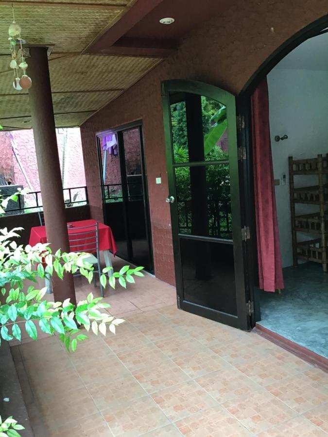 Gasthuis Wazzahresort Koh Samui