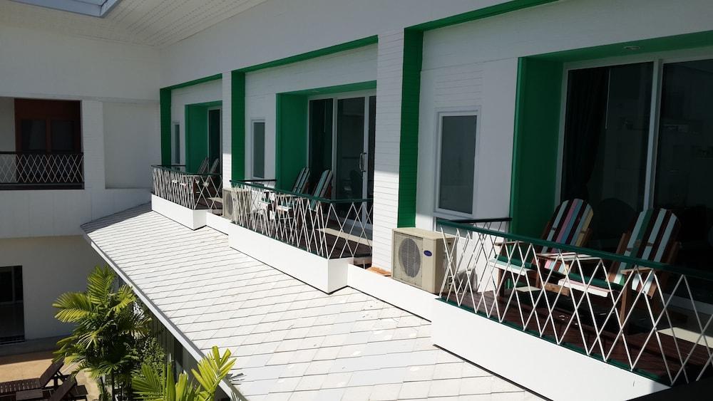 Khun Hotel