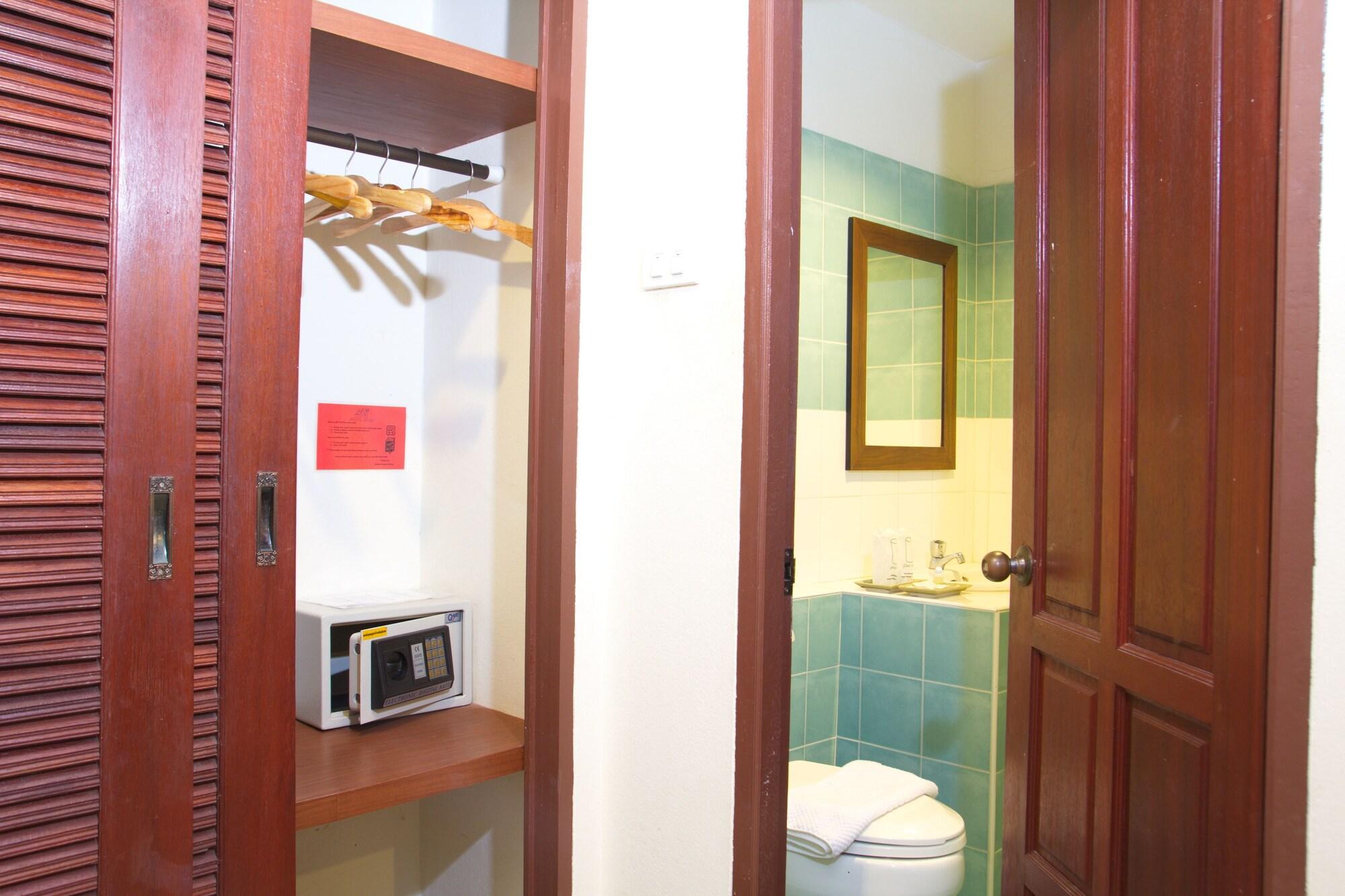 Hotel Hathai House
