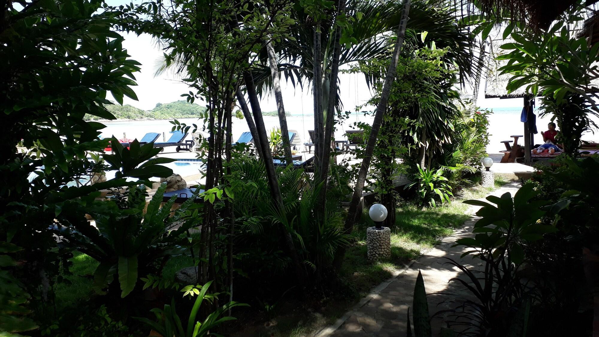 Papillon Resort 3*