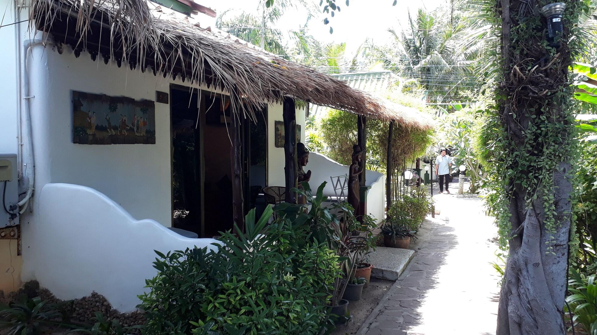 Resort Papillon 3*