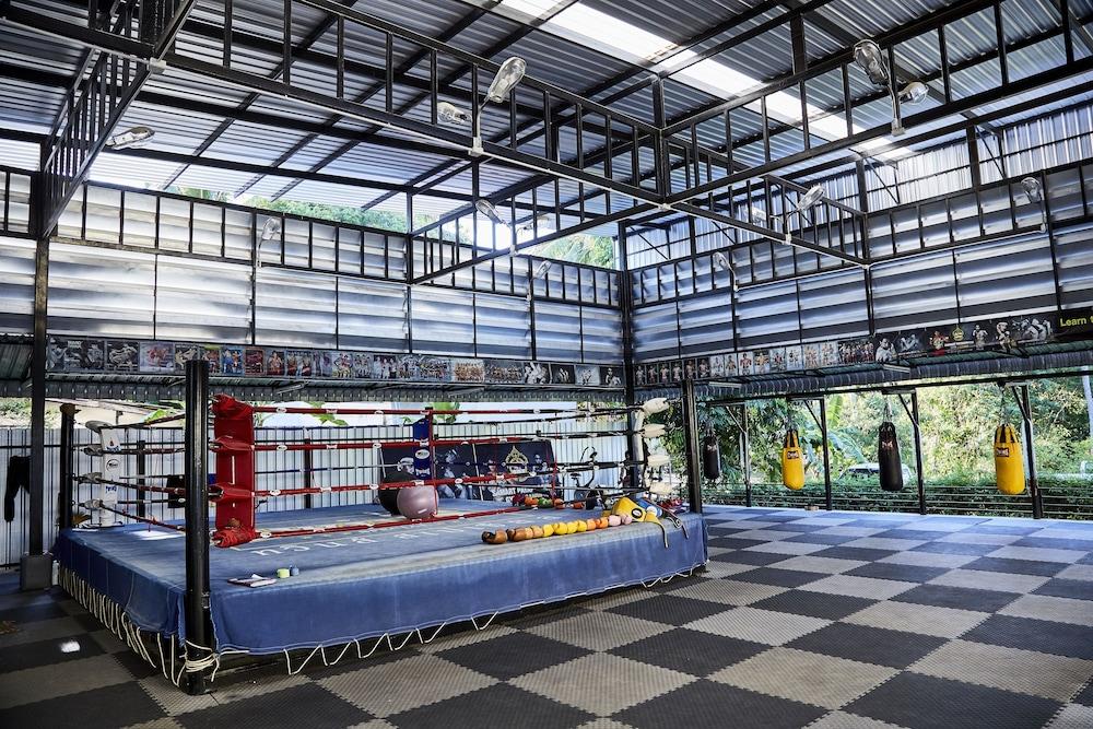 Resort Natural Wing Health And Ban Bang Po