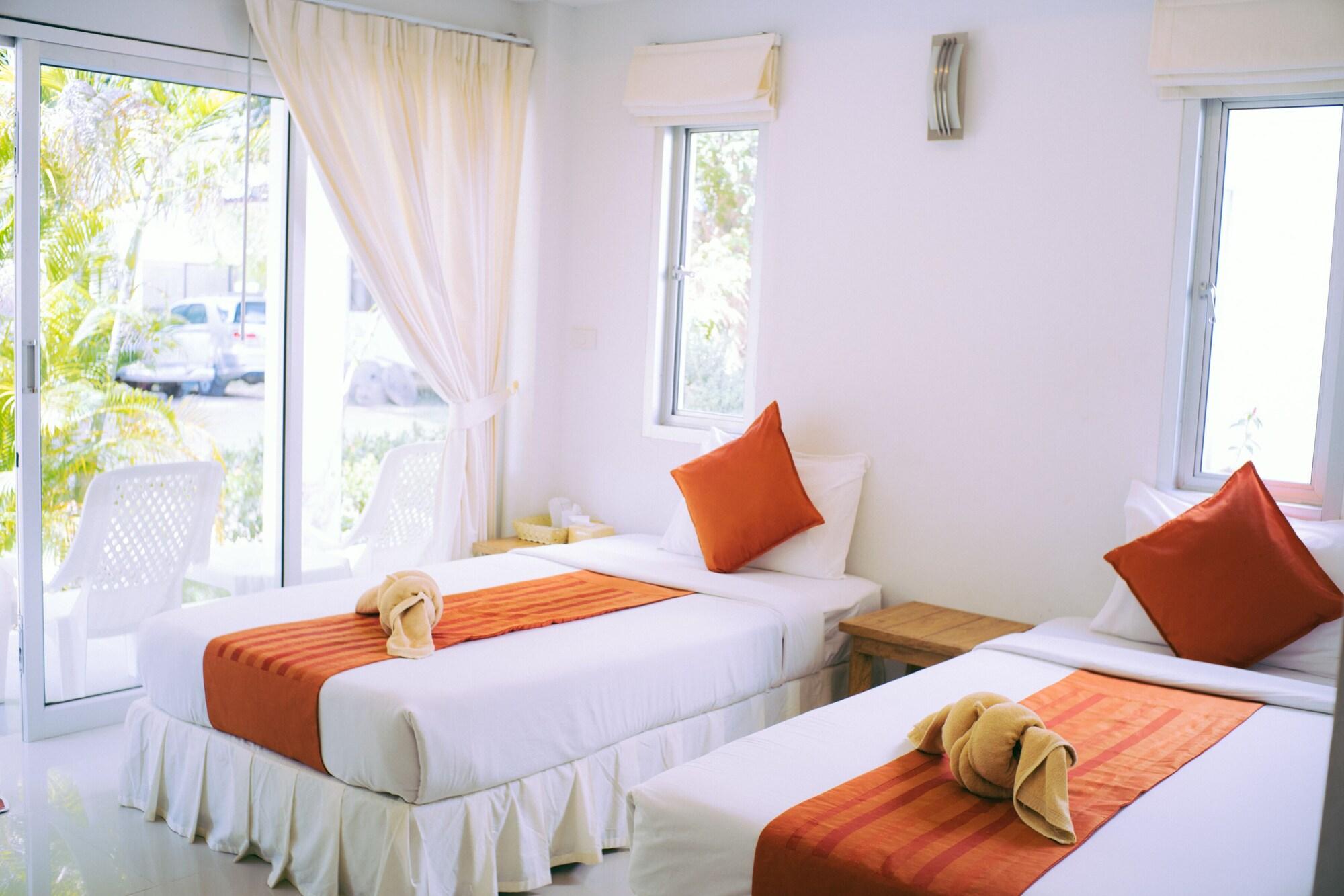 Hotel Amity Beach 2*