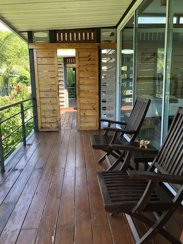 Baan Boom Boxes Eco Friendly Resort