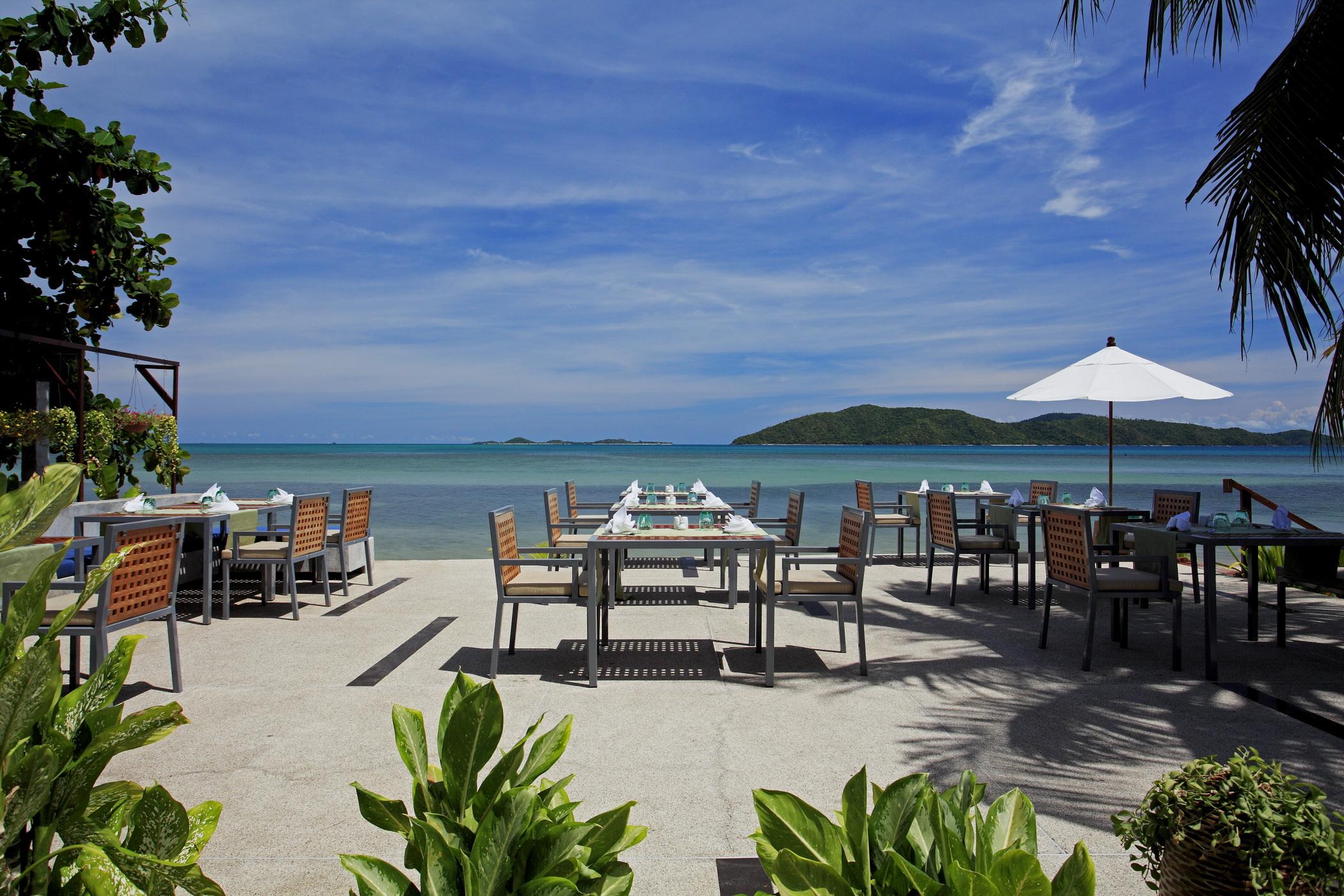 Centra By Centara Coconut Samui - Sha Resort 4*