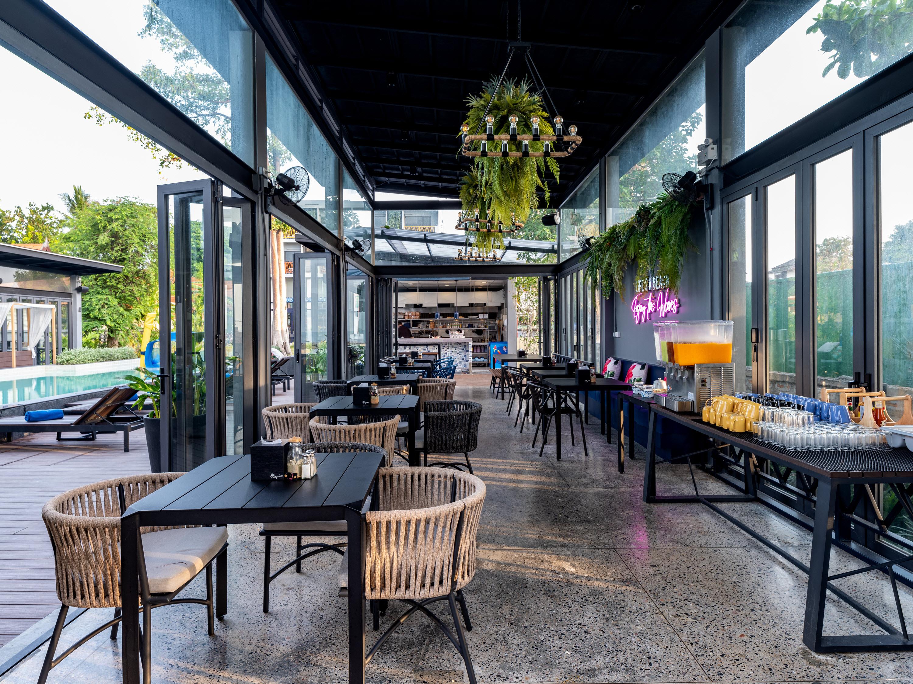 Hotel Lub D Chaweng - Beachfront & Vibrant Social Vibe Ko Samui