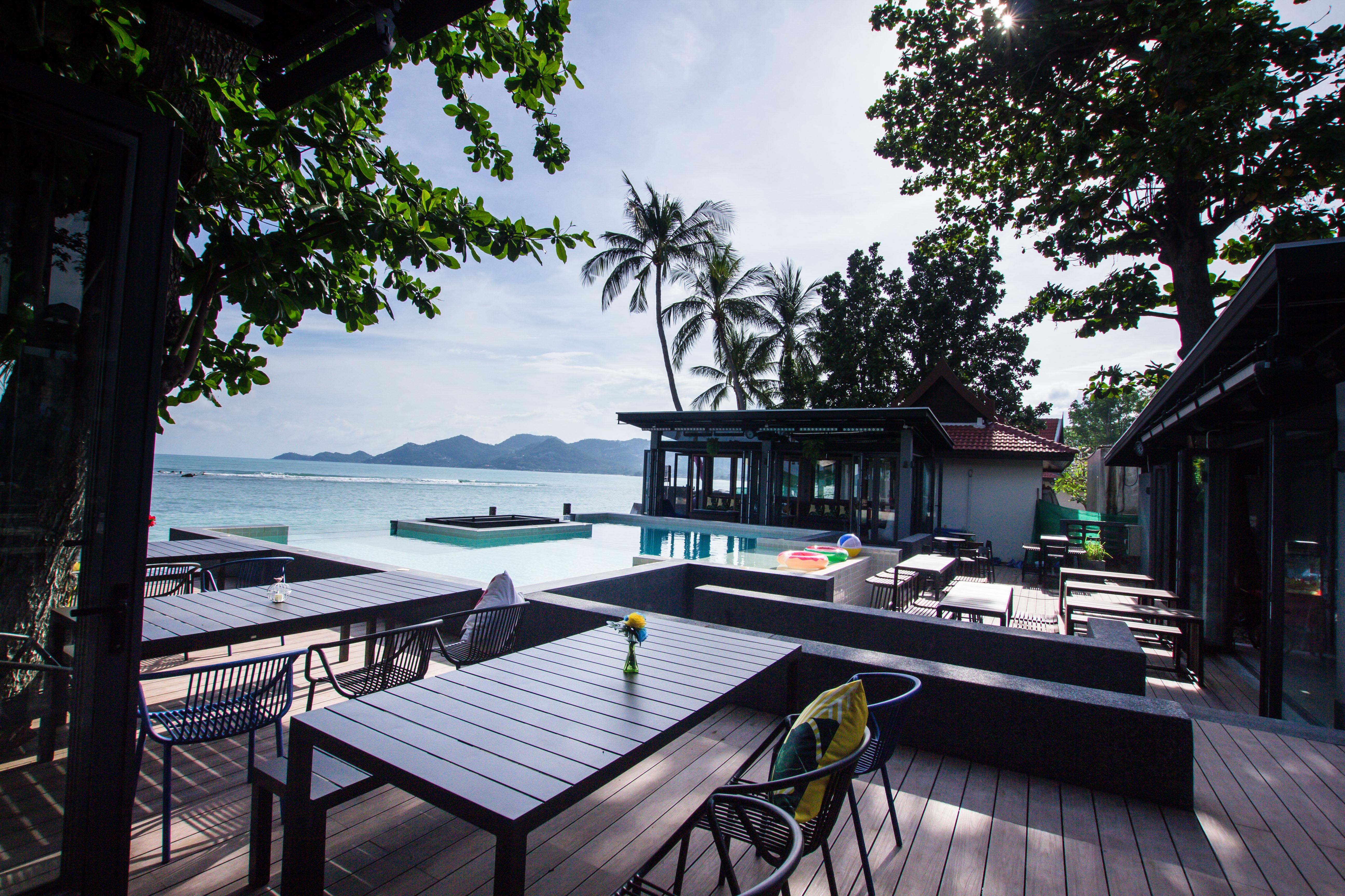 Lub D Chaweng - Beachfront & Vibrant Social Vibe