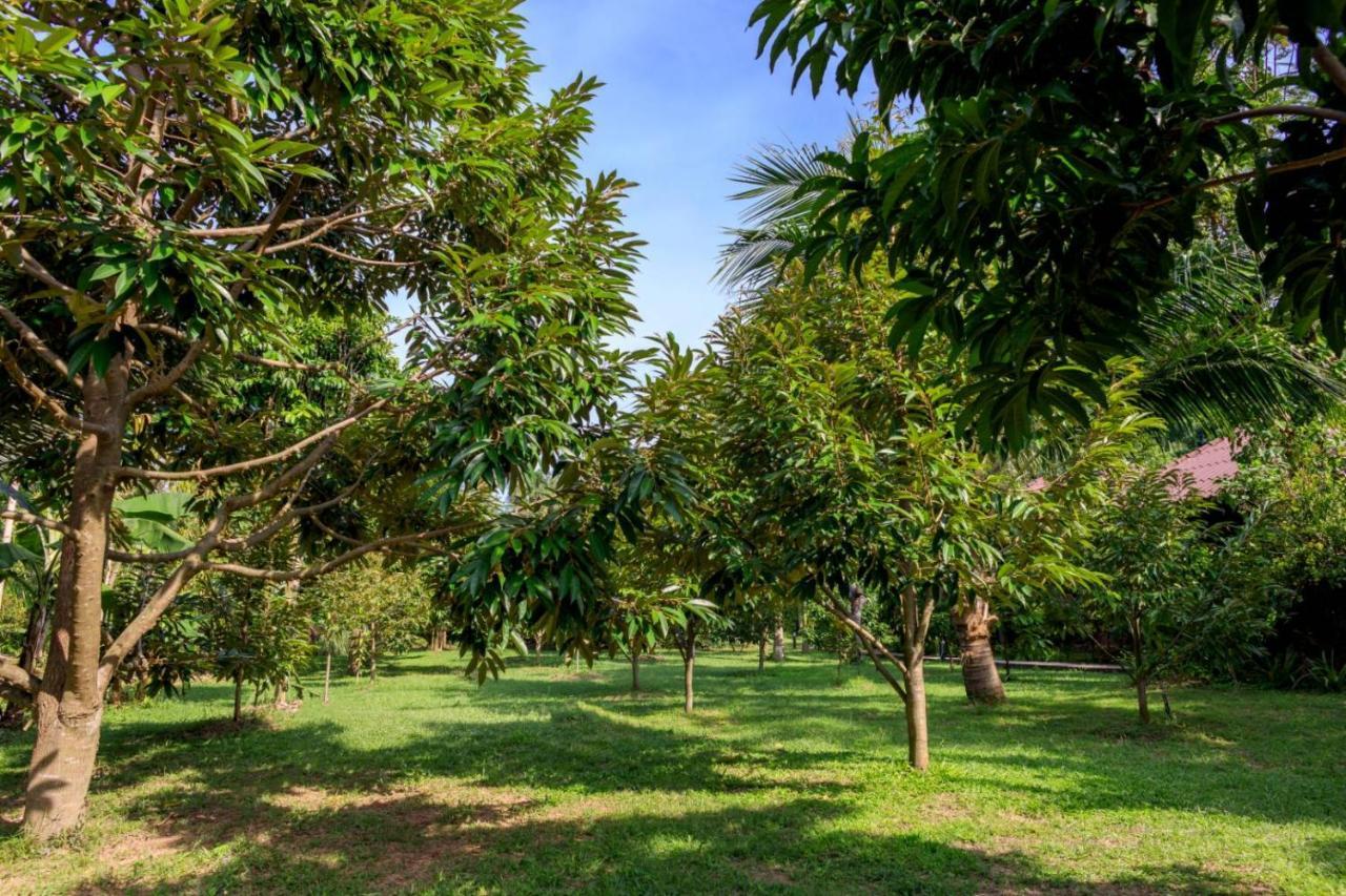 Bang Po Garden Resort *
