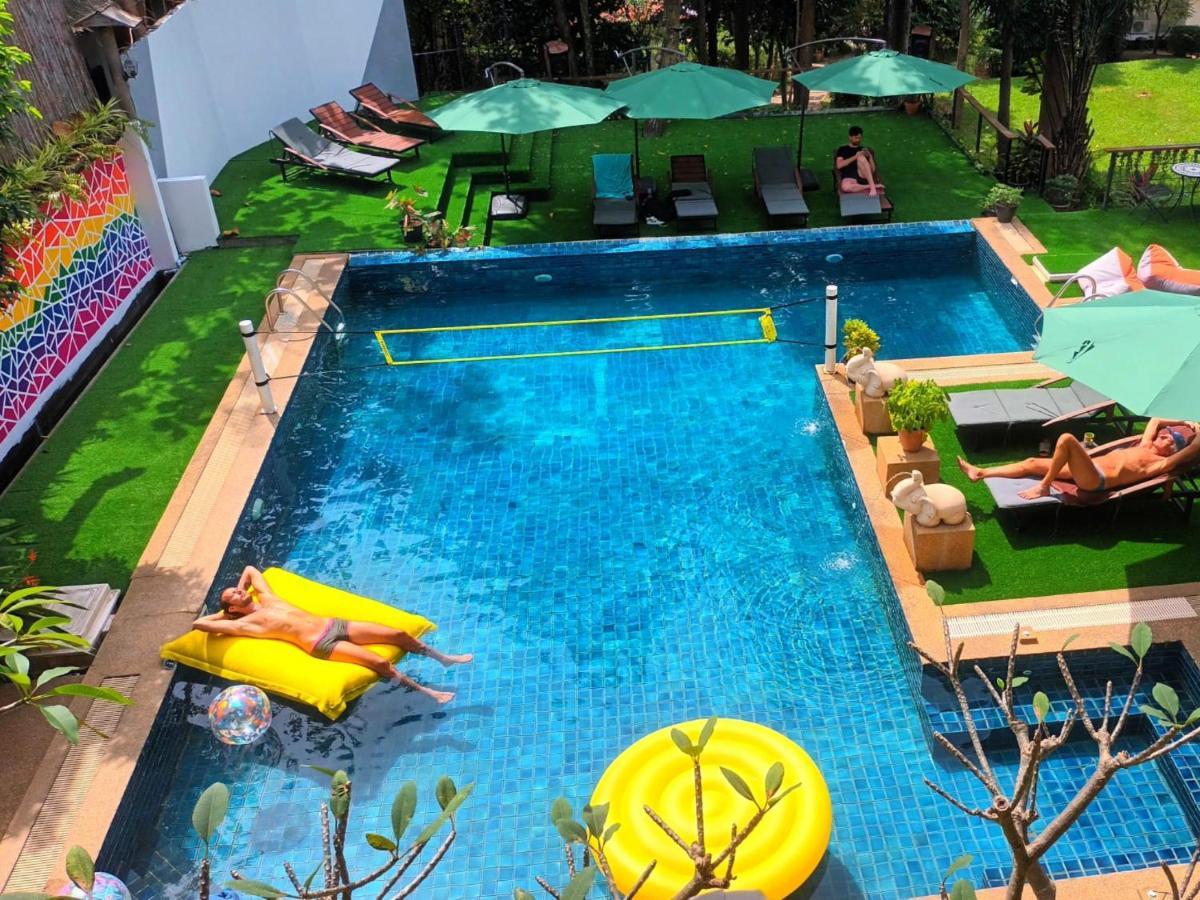 Alpha Gay & - Men Only (adults Only) Resort