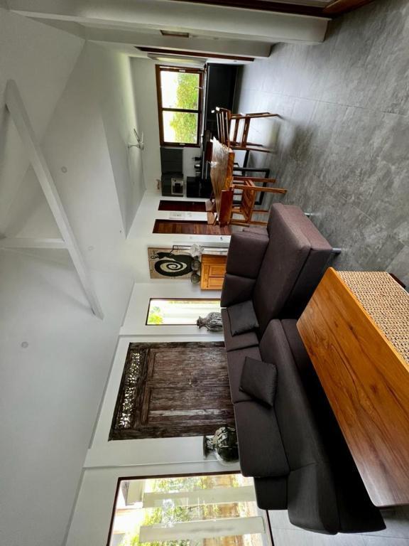 Villa Orchid Life