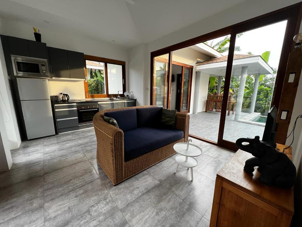 Villa Orchid Life