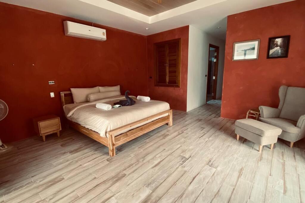 Villa 4 Bedroom Luxury 5 Star Sea View Palms Sdv190 *
