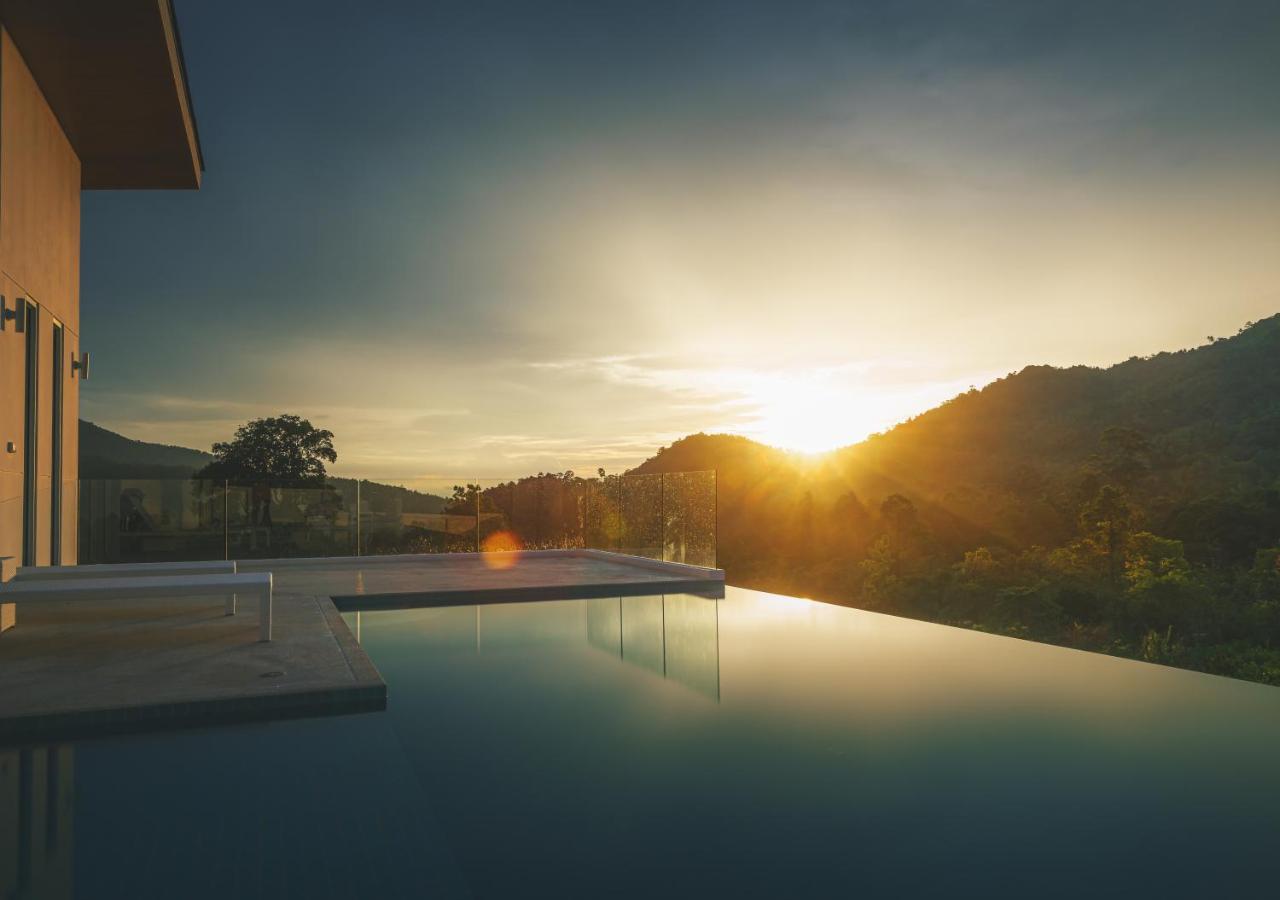 Vimaan Vilai - Secluded Pool *
