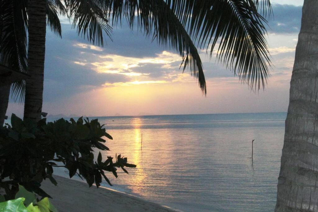 Fah Suay - Incredible & Spacious 5 Bedrooms Villa *