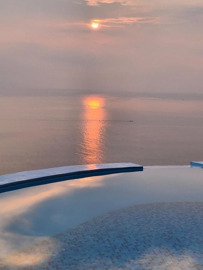 Pousada Seawadee - Luxurious, Award-winning Design With Amazing Panoramic Seaview *