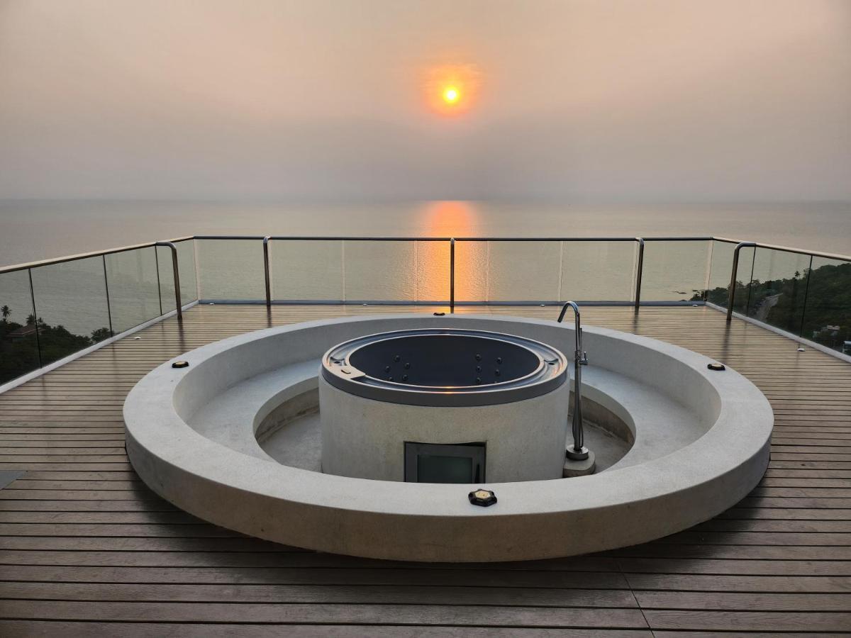 Seawadee - Luxurious, Award-winning Design With Amazing Panoramic Seaview Pousada