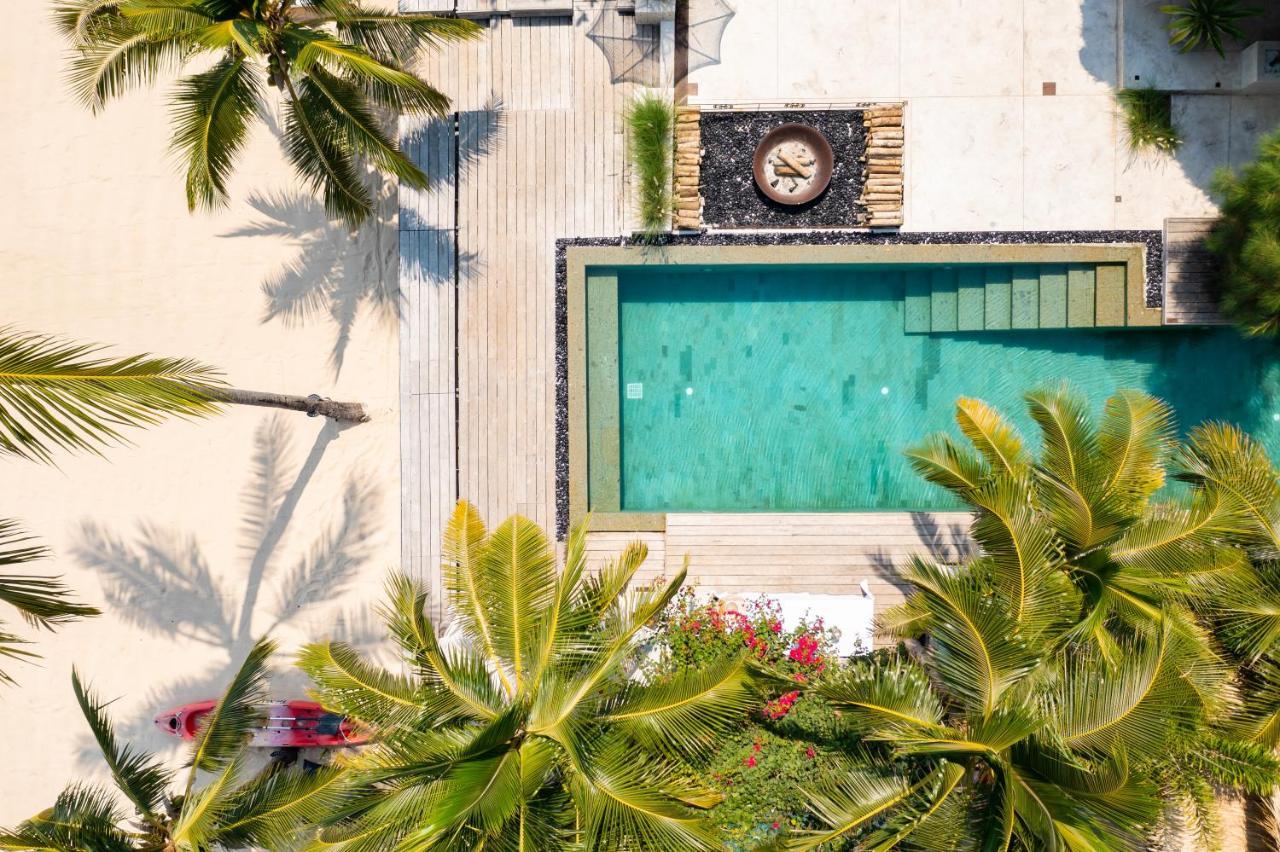 Odyssey - Luxury Beachfront Boutique - *