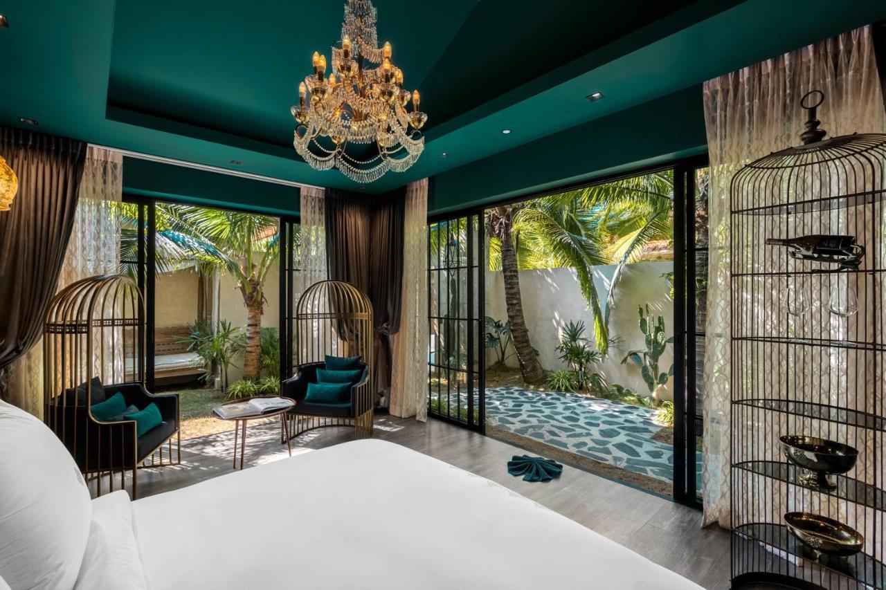 Odyssey - Luxury Beachfront Boutique - *