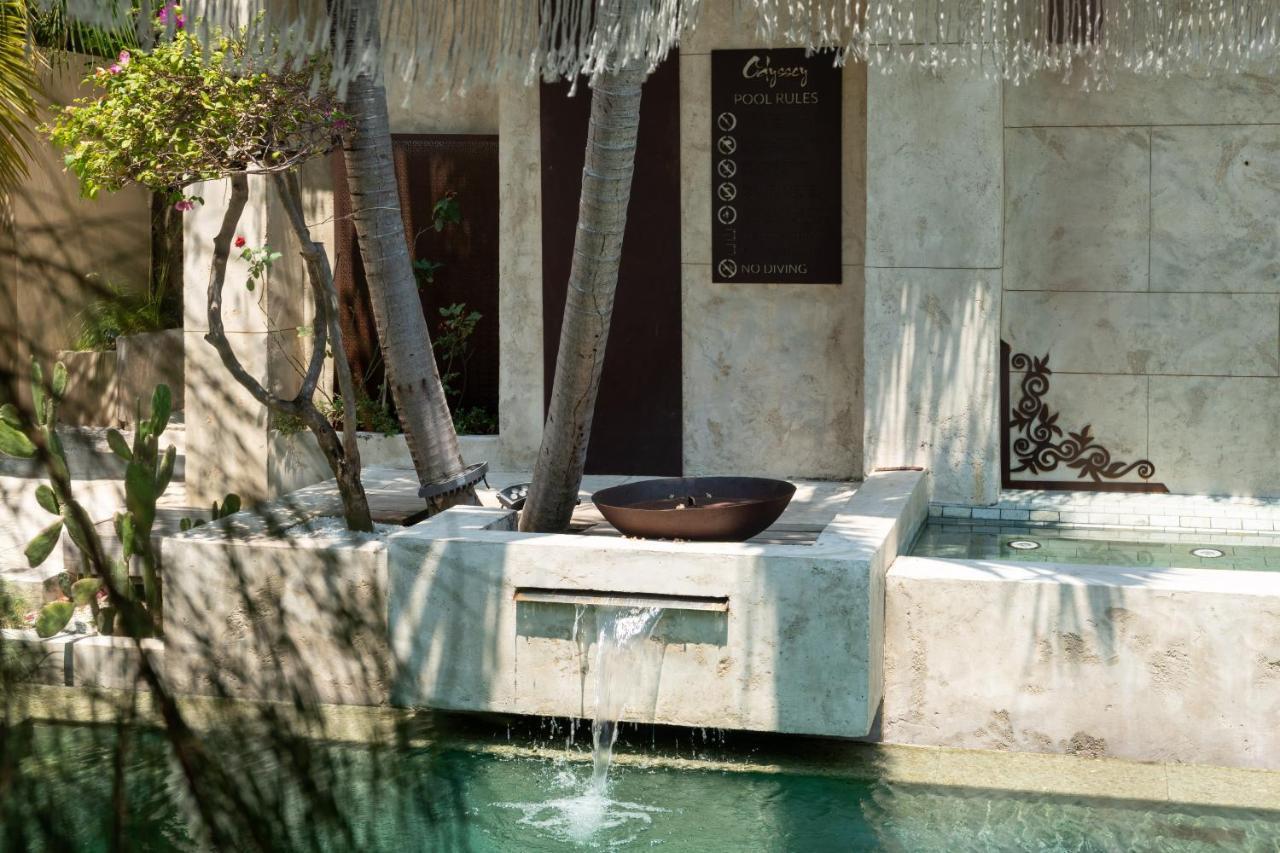 Guest house Odyssey - Luxury Beachfront Boutique - *