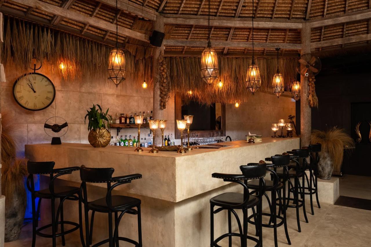 Odyssey - Luxury Beachfront Boutique - Guest house