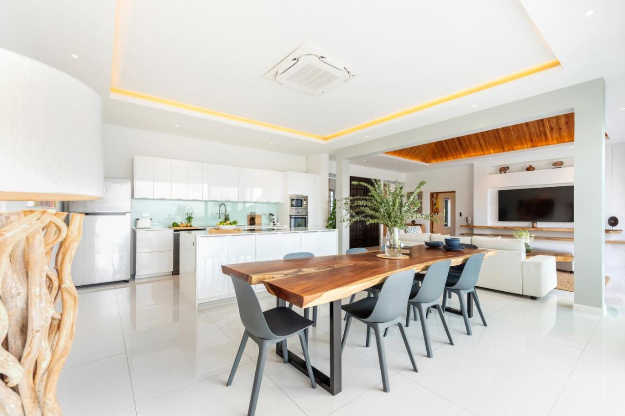 Villa Mandra - Beautiful 4 Bedroom Luxury Pool Kbr2 *