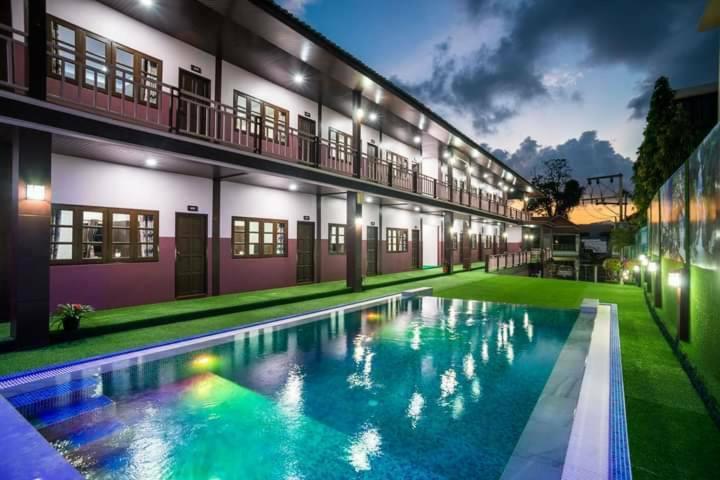 Samui Platinum Hotel 3*