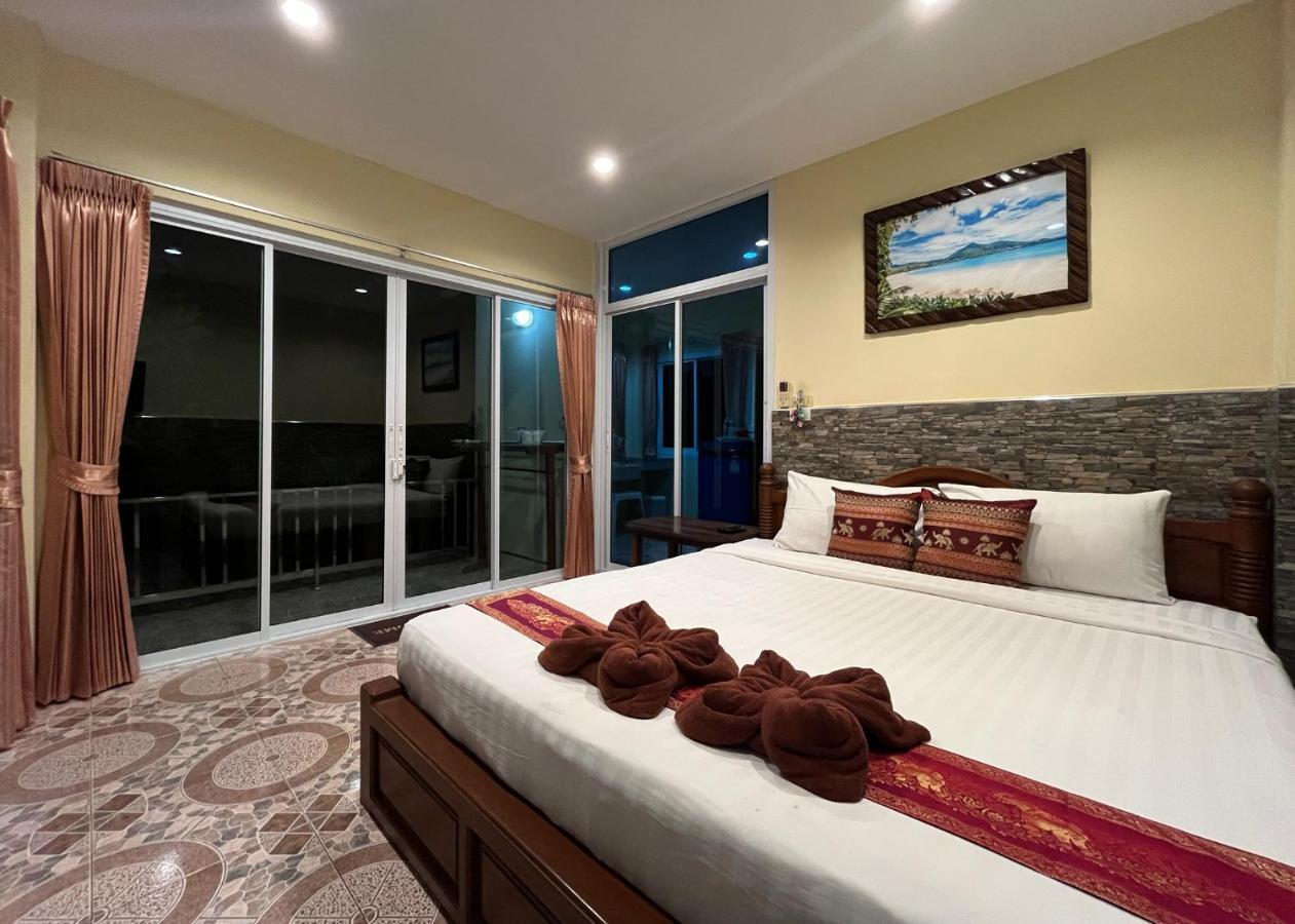 Mae Somboon House * Plage de Lamai