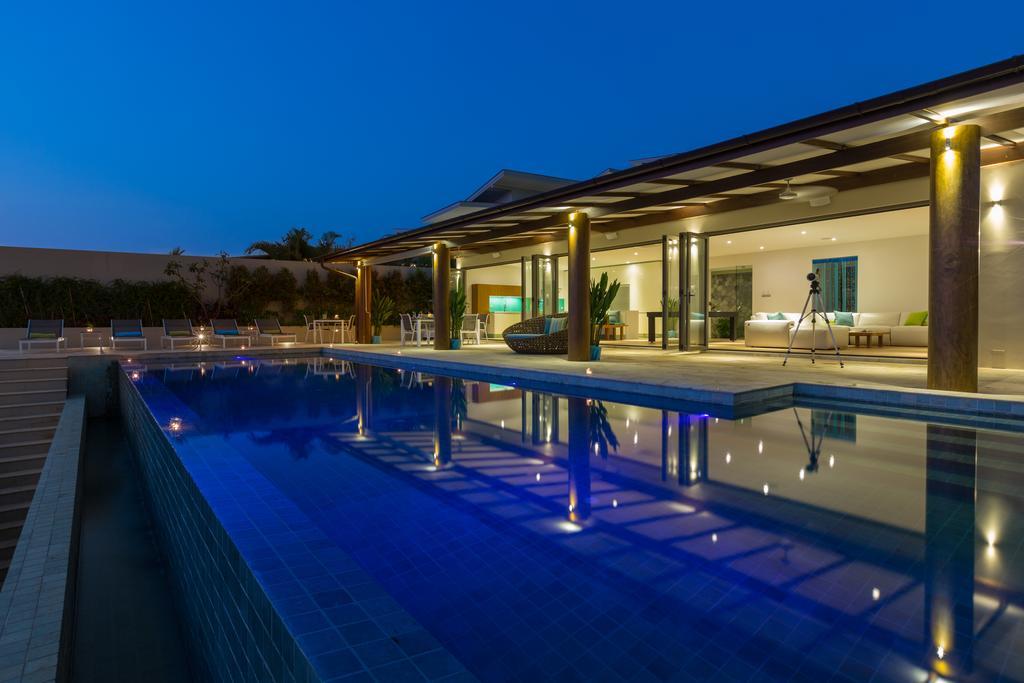 Villa Manta Samui - Your Private Waterfront Oasis Pousada